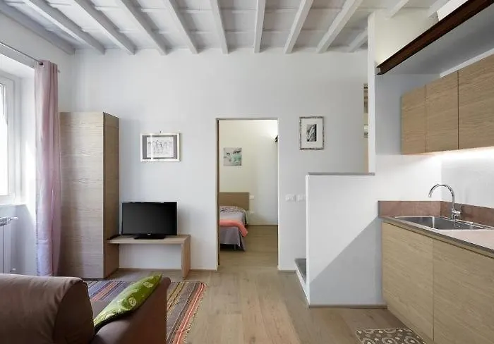 Apartment Luna At Your Fingertips Florenz